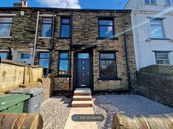 3 Bedroom Terraced House To Rent In Birkby Street, Wyke, Bradford, BD12