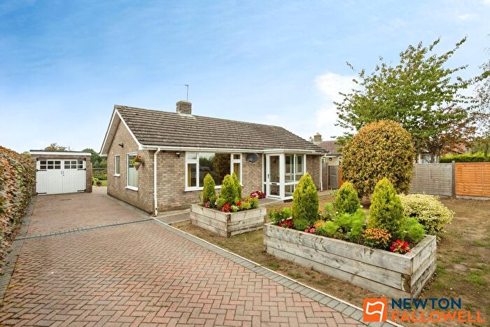 2 Bedroom Detached Bungalow For Sale In Oasby, Grantham, NG32