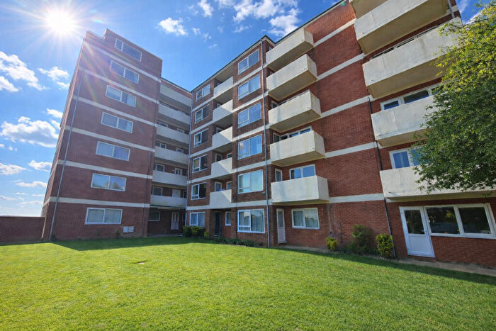 1 Bedroom Apartment For Sale In Greenways, Portslade, BN41