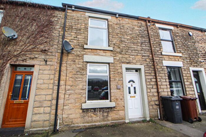 2 Bedroom Terraced House To Rent In Edward Street, Glossop, Derbyshire, SK13