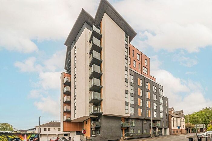 1 Bedroom Flat To Rent In Water Lane, Kingston Upon Thames, KT1