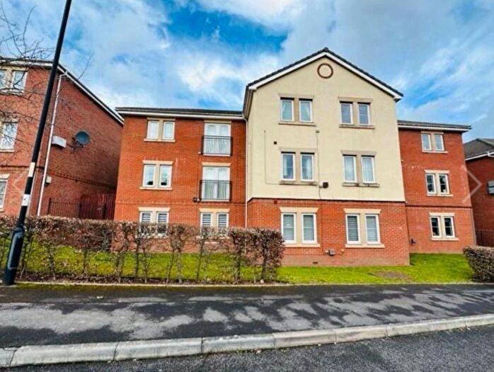 2 Bedroom Flat To Rent In Blue Cedar Drive, Streetly, Sutton Coldfield, B74