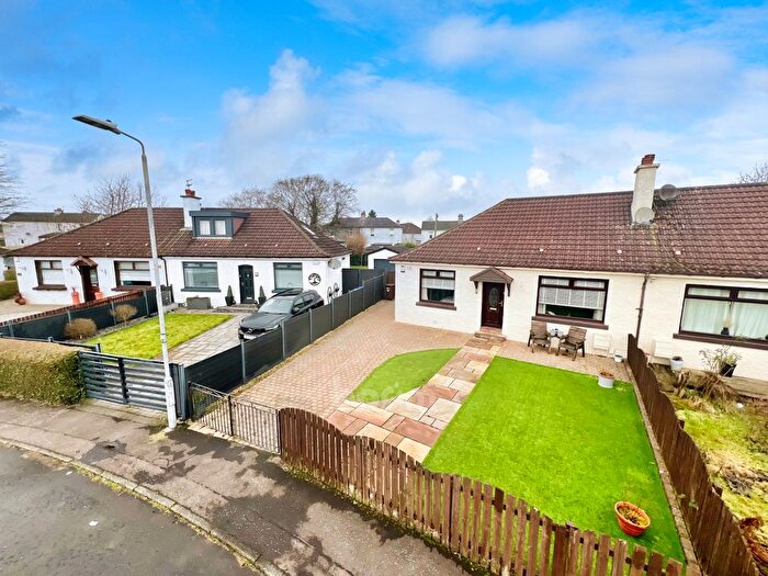 2 Bedroom Semi-Detached Bungalow For Sale In Shanks Crescent, Johnstone, PA5