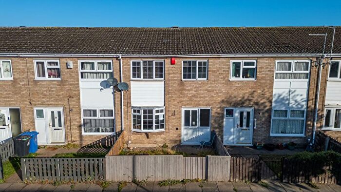 3 Bedroom Terraced House For Sale In Westerdale Way, Grimsby, South Humberside, DN37