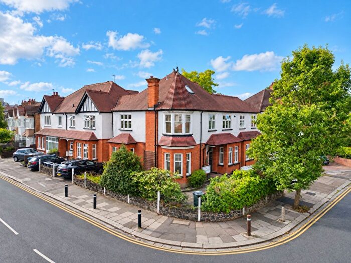 1 Bedroom Flat To Rent In Radnor Road, Harrow, Middlesex, HA1