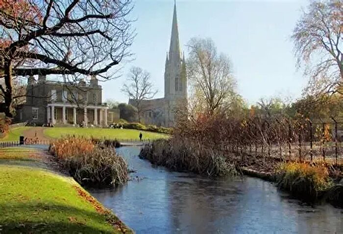 2 Bedroom Flat For Sale In Arbor Court, Stoke Newington, N16