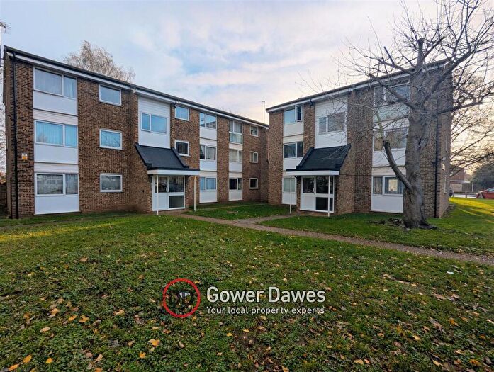 2 Bedroom Apartment For Sale In Queen Mary Court, Queen Mary Avenue, East Tilbury, RM18
