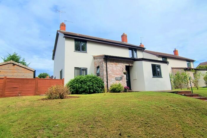4 Bedroom Detached House For Sale In Woodmans Orchard, Talaton, Exeter, EX5