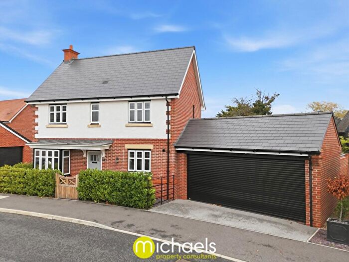 3 Bedroom Detached House For Sale In Bellona Way, Colchester, CO2