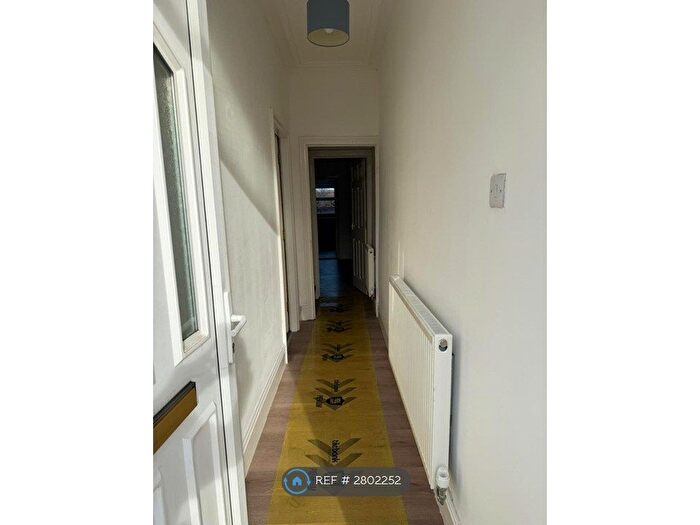 3 Bedroom Semi-Detached House To Rent In Brandreth Road, Sheffield, S6