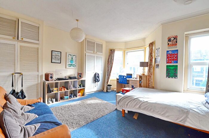 5 Bedroom Terraced House To Rent In Kennington Avenue, Bishopston, Bristol, BS7