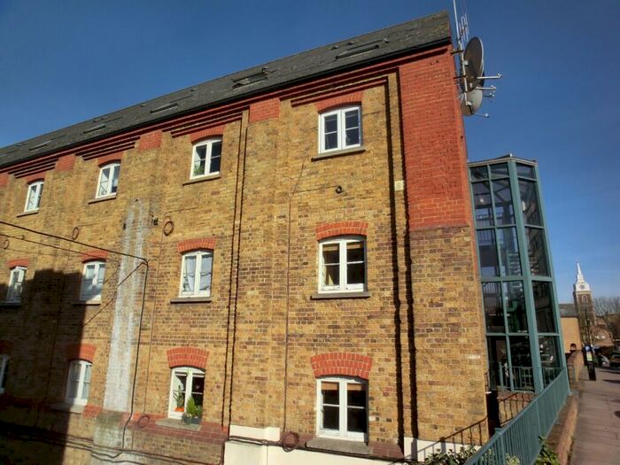 1 Bedroom Apartment To Rent In The Maltings, Clifton Road, Gravesend, Kent, DA11