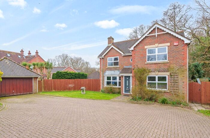 4 Bedroom Detached House For Sale In Marrels Wood Gardens, Purbrook, Waterlooville, Hampshire, PO7