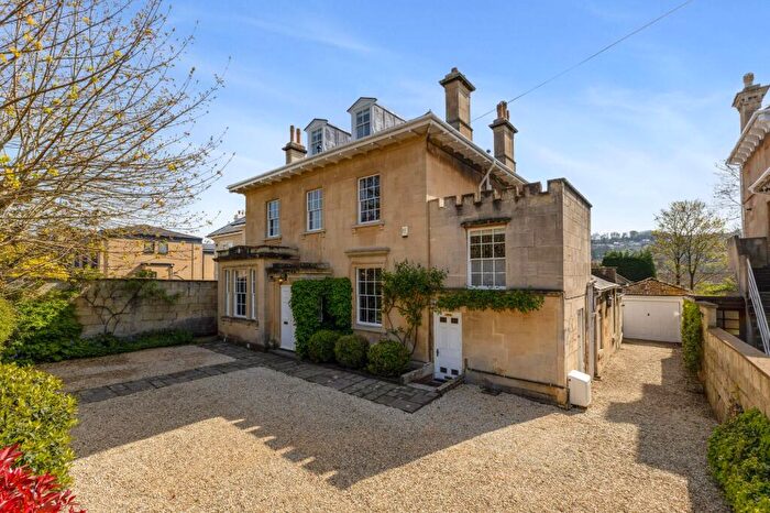 5 Bedroom Detached House For Sale In Oldfield Road, Bath, BA2