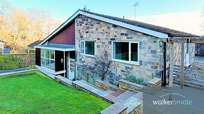 3 Bedroom Detached House For Sale In Hall Close, Bramhope, Leeds, West Yorkshire, LS16