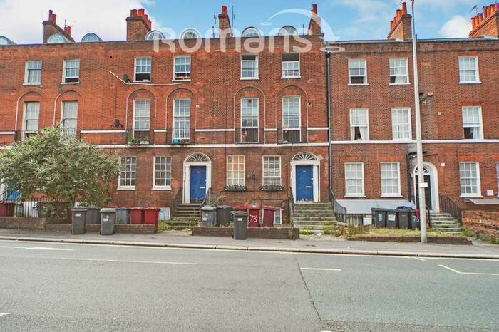 3 Bedroom Apartment To Rent In Southampton Street, Reading, RG1