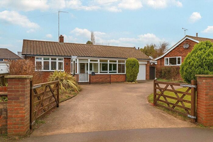3 Bedroom Bungalow For Sale In Lower East Coker Road, Yeovil, Somerset, BA20