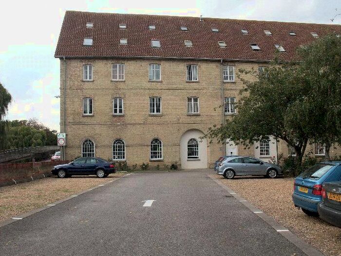 2 Bedroom Property To Rent In Riverside Mill, Bridge Place, Godmanchester, Cambs PE29
