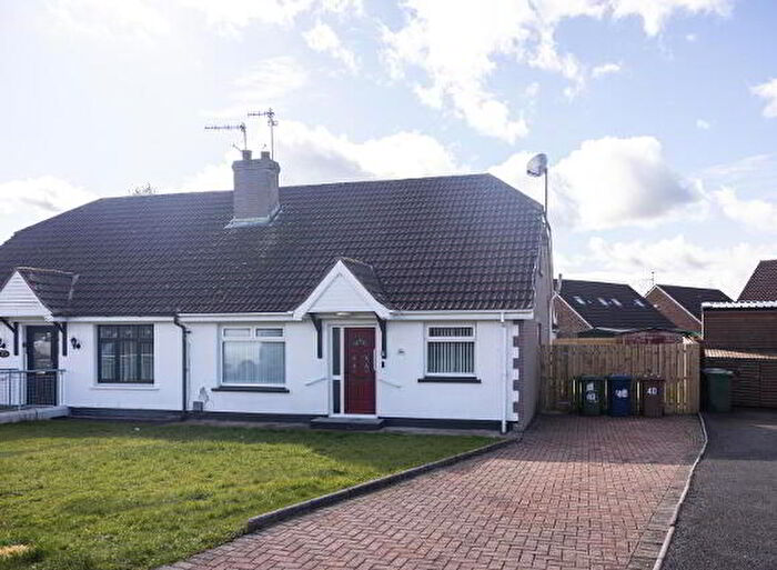 3 Bedroom Semi-detached Chalets For Sale In The Beeches, Craigavon, BT62
