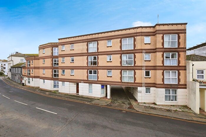 1 Bedroom Flat For Sale In Langney Road, Eastbourne, BN22