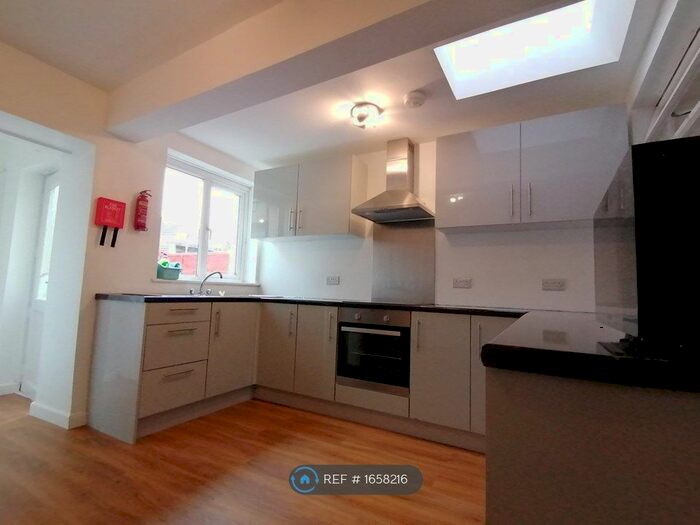 4 Bedroom Terraced House To Rent In Burrows Road, Swansea, SA1