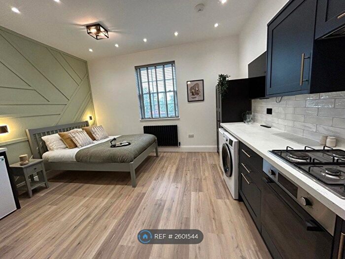 Studio To Rent In Nottingham Road, Derby, DE1