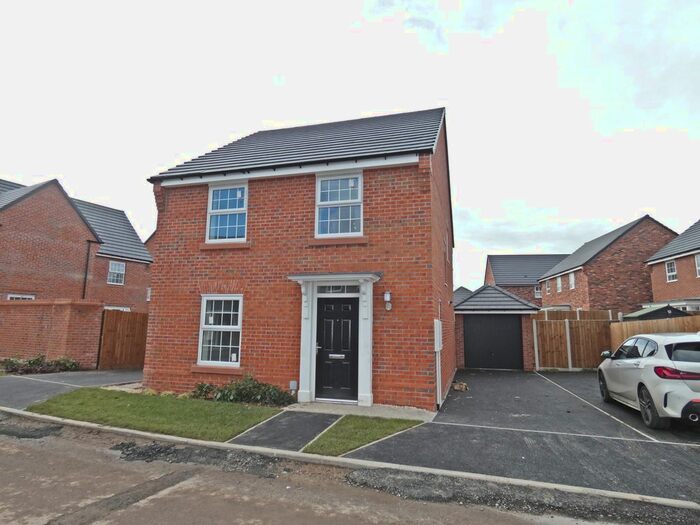 4 Bedroom Detached House To Rent In Langport Close, Nantwich, CW5