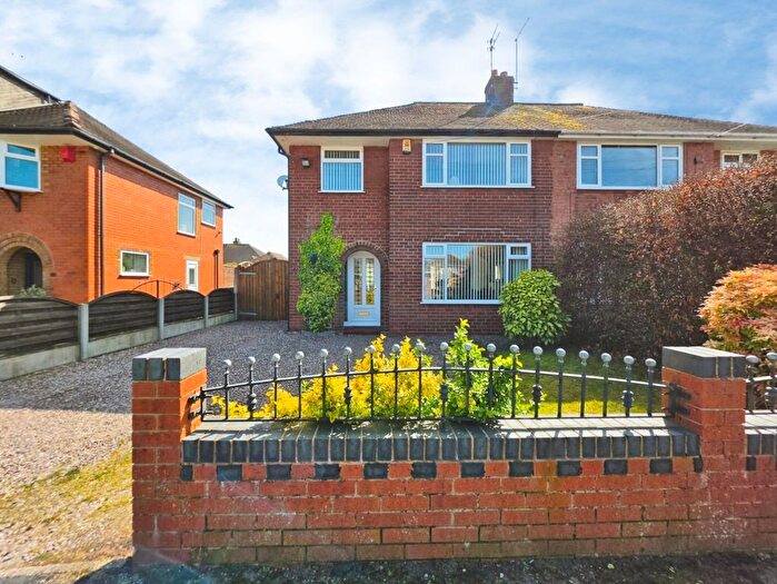 3 Bedroom Semi-Detached House For Sale In Poplar Drive, Alsager, Cheshire, ST7
