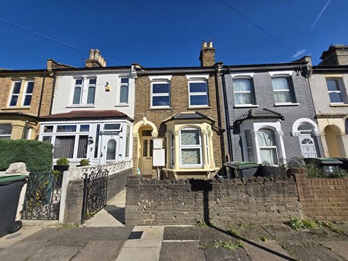 1 Bedroom Flat To Rent In Sutherland Road, Tottenham, N17