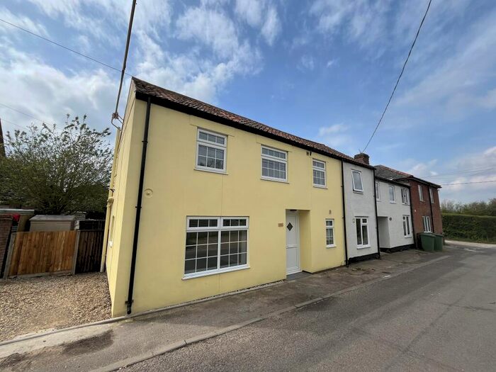 2 Bedroom Semi-Detached House To Rent In Chalk Hill, Great Cressingham, IP25