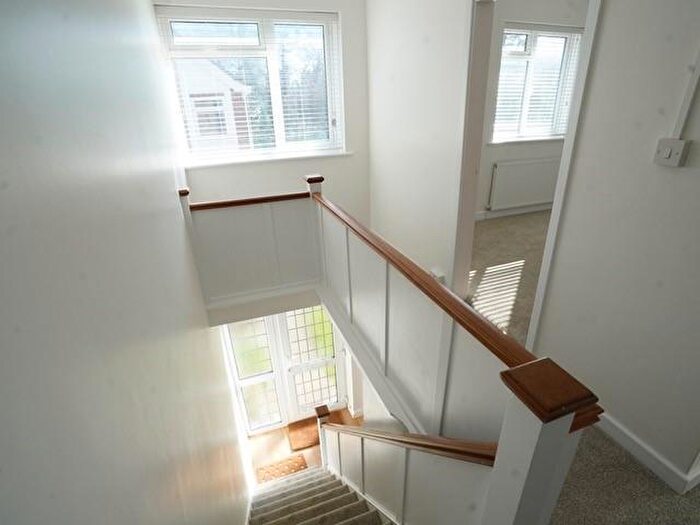 2 Bedroom End Of Terrace House To Rent In Bridge Street, Kenilworth, CV8