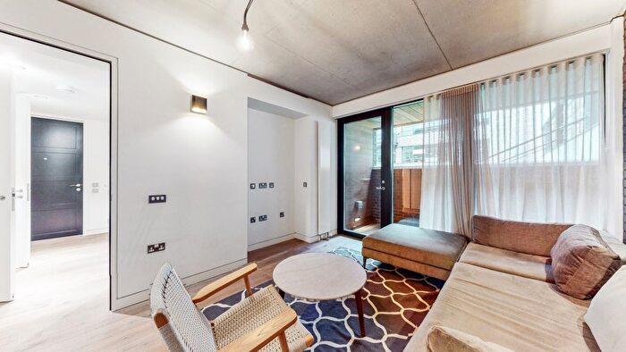 2 Bedroom Flat To Rent In Mallow Street, Old Street, EC1Y