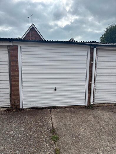 Garage / Parking To Rent In Timberleys, Littlehampton, BN17