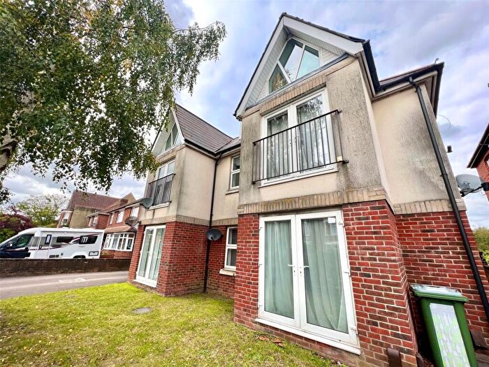 1 Bedroom Flat To Rent In Howard Road, Southampton, SO15