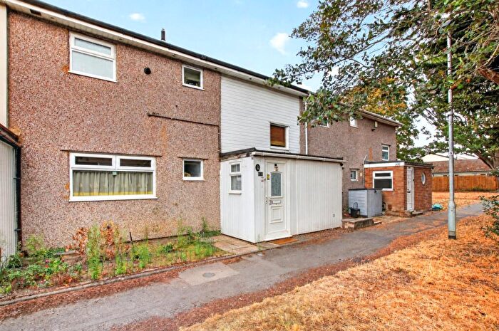 3 Bedroom Terraced House For Sale In Yardley, Bracknell, Berkshire, RG12