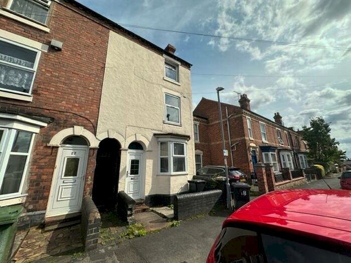 4 Bedroom House To Rent In Lea Street, Kidderminster, DY10