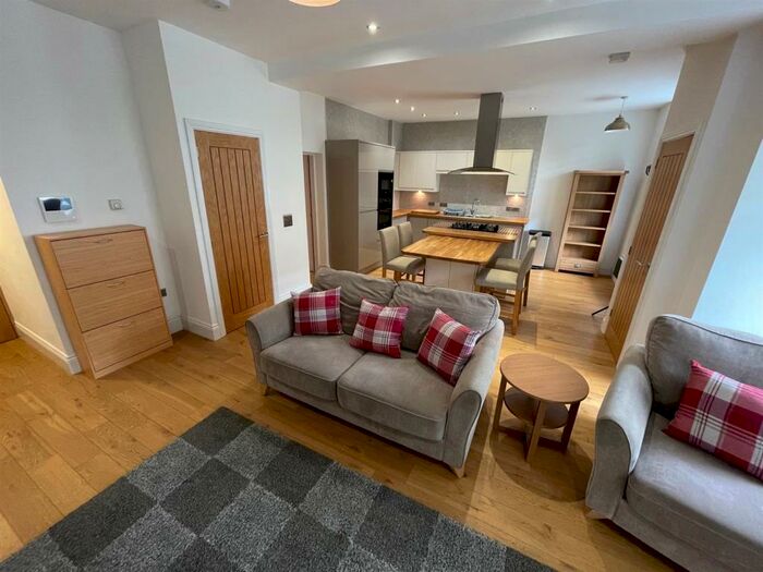 2 Bedroom Apartment To Rent In The Academy, George Street, Hull, HU1