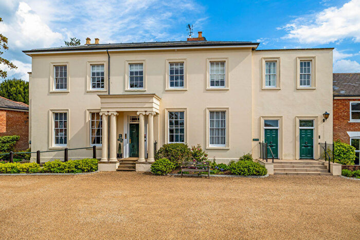 2 Bedroom Retirement Property For Sale In Dunchurch Hall, Rugby, CV22