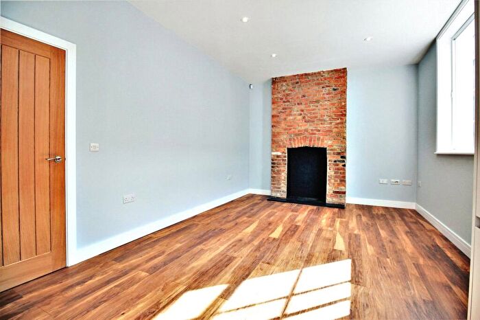 2 Bedroom Flat To Rent In Coach And Horses, North Cray Road, Bexley, DA5