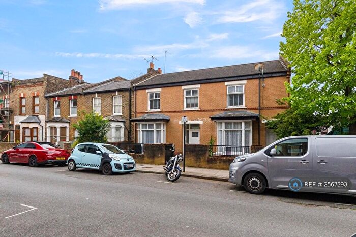 1 Bedroom Flat To Rent In Duncombe Road, London, N19