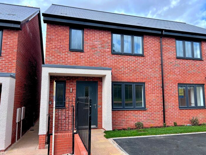 3 Bedroom Semi-Detached House To Rent In Robert Adam Road, Derby, DE22