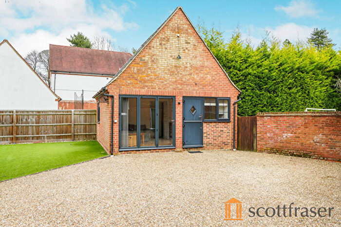 1 Bedroom Apartment To Rent In Lane End, Crowmarsh Gifford, OX10