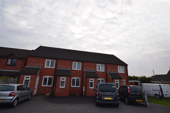 2 Bedroom Town House To Rent In Thorn Street, Woodville, Swadlincote, Derbyshire, DE11