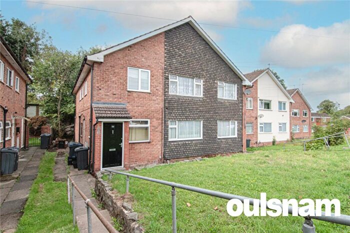 3 Bedroom Maisonette To Rent In West Heath Road, Northfield, Birmingham, West Midlands, B31