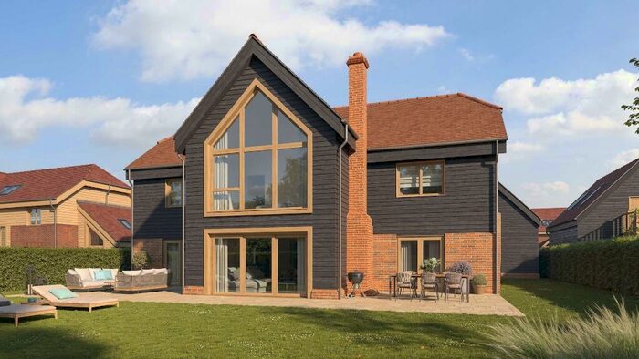 5 Bedroom Detached House For Sale In Callum Park, Lower Halstow, ME9