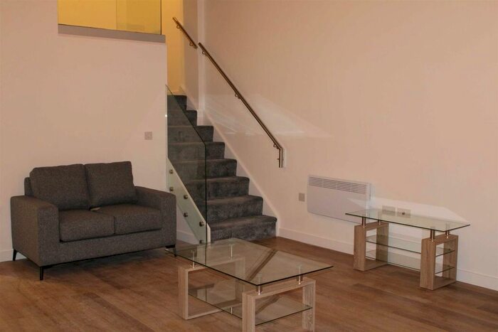 1 Bedroom Flat To Rent In High Street, West Bromwich, B70