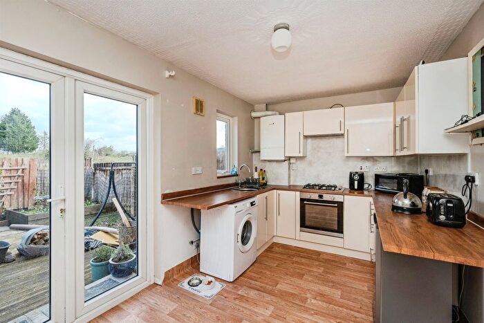 3 Bedroom Semi-Detached House To Rent In Llys Dol, Swansea, SA6