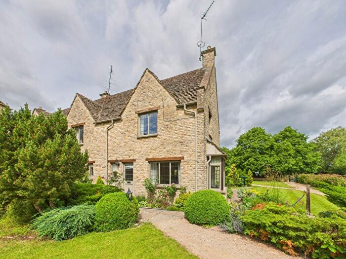 2 Bedroom Cottage For Sale In Prebendal Court, Station Road, Shipton-under-Wychwood, OX7