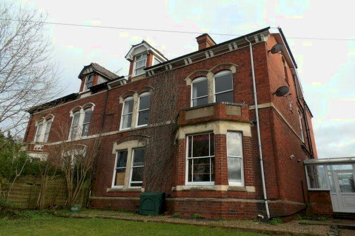 1 Bedroom Flat To Rent In Rainbow Hill, Worcester, WR3