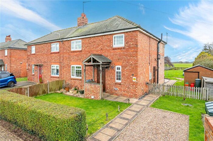 4 Bedroom Semi Detached House For Sale In Fen Road, Little Hale, Sleaford, Lincolnshire, NG34
